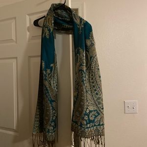 Green/Gold Scarf